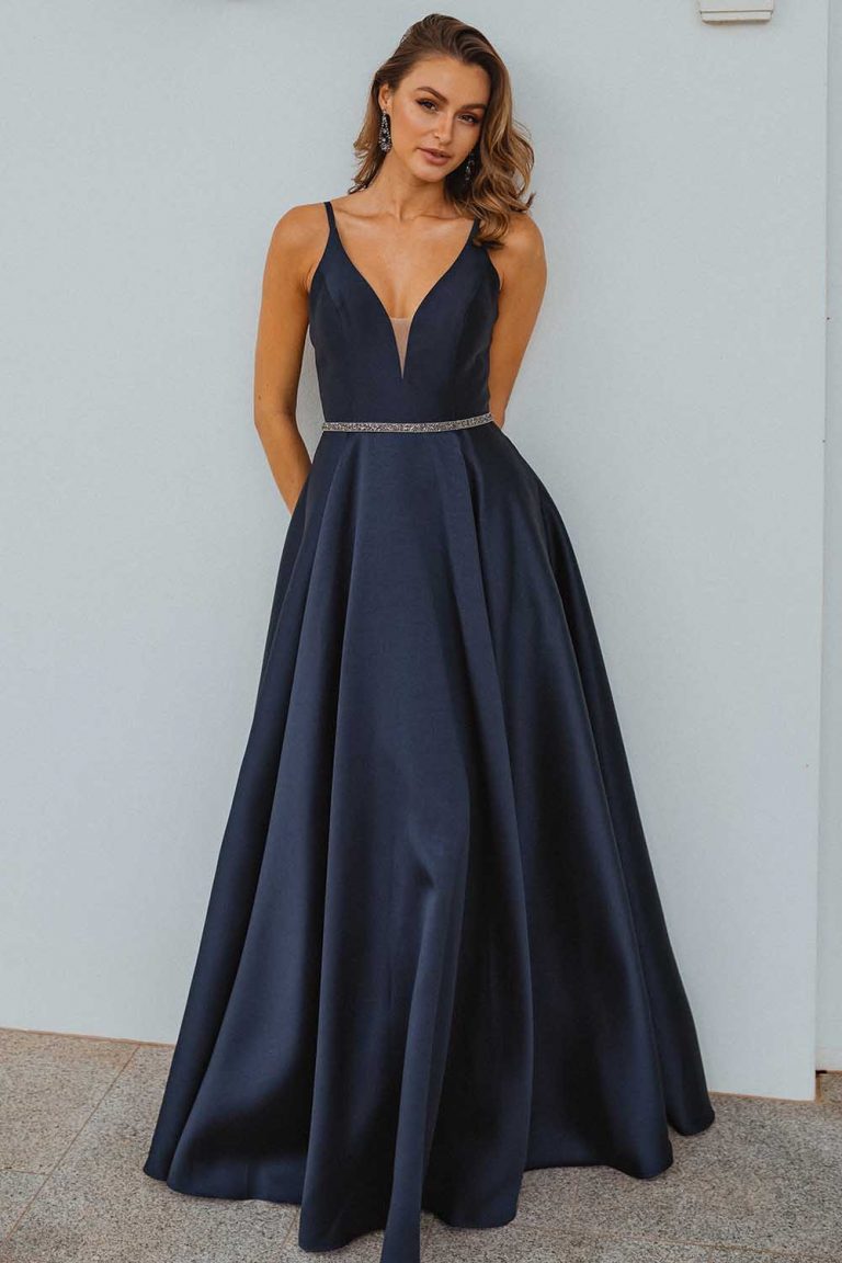 Tania Olsen Linz Navy 18 - Labels On Loan - Perth Dress Hire